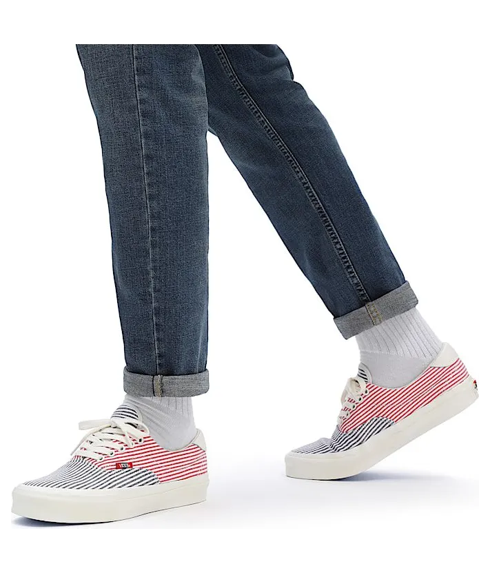 vans-style VN0A4UVGAR7