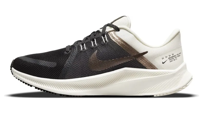 Nike Quest 4 Premium (straat) Zwart (DA8723-001)