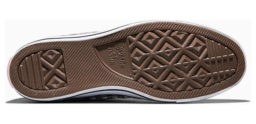 converse-chuck-taylor-all-star A17697C