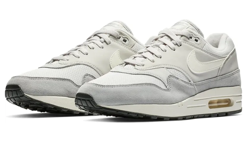 nike-air-max AH8145-011