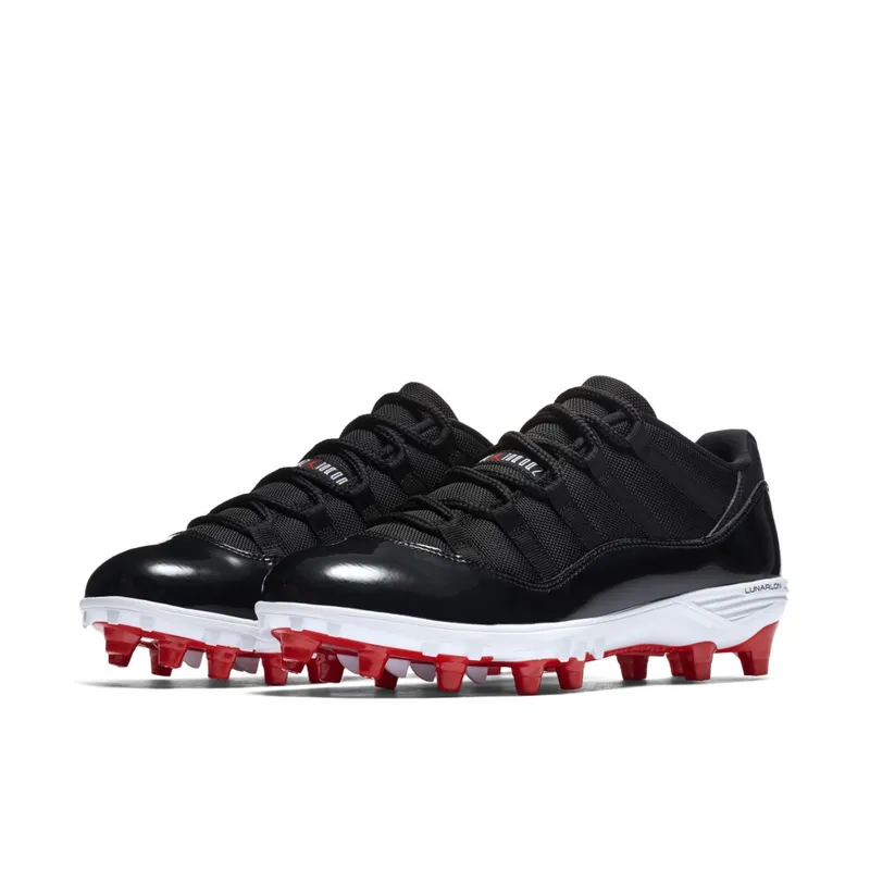 Jordan 11 Retro Low Cleat Bred Black/University Red-White (AO1560-010)