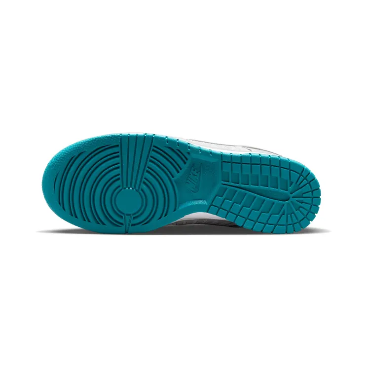 nike-vomero FJ5473-099