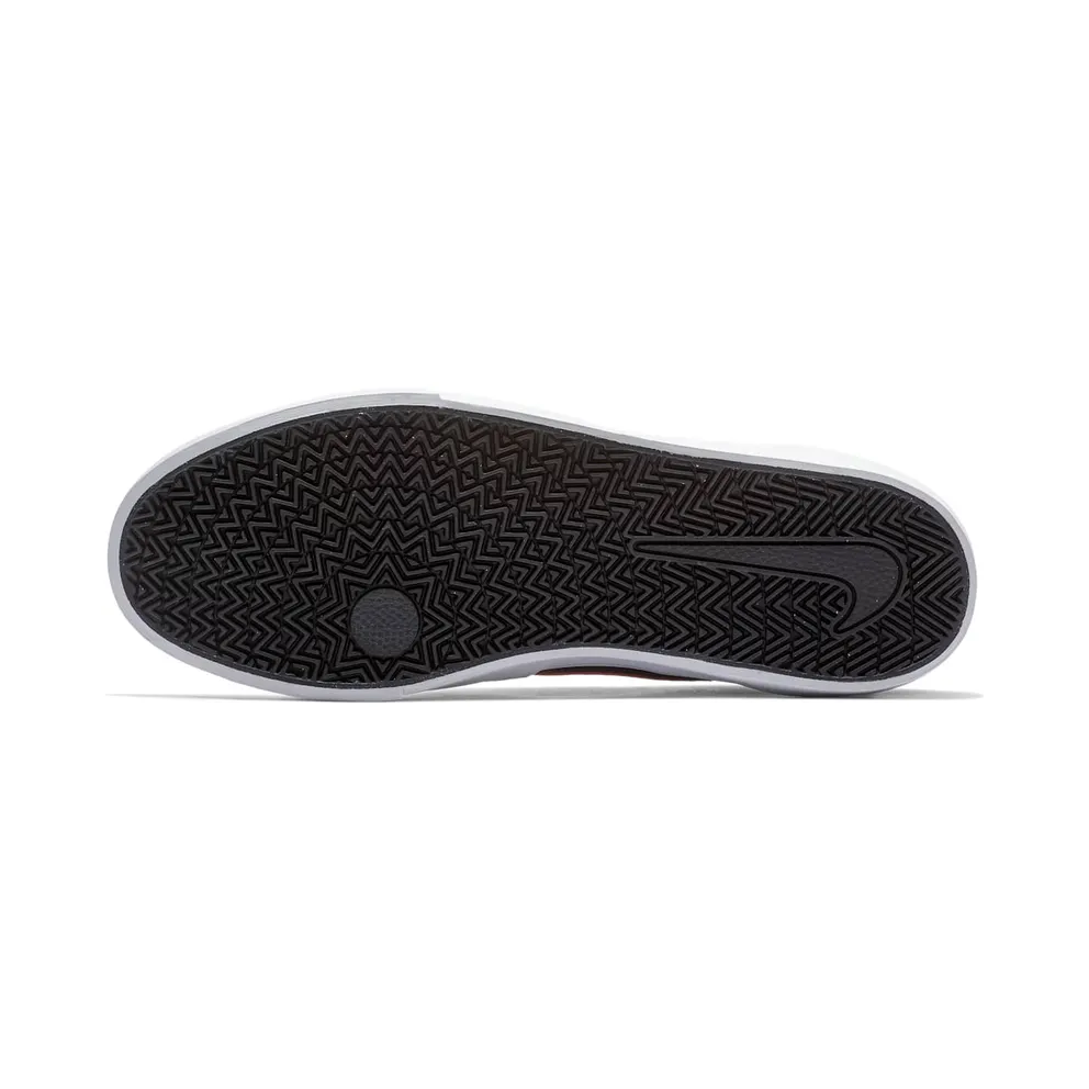 Nike SB Chron Solarsoft “Black / University Red” (CD6278-001)