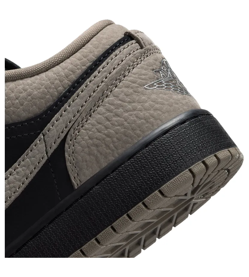 air-jordan-1 IB7111-005