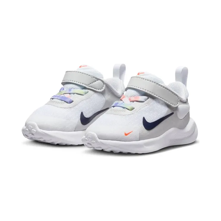 nike-revolution FN4990-100