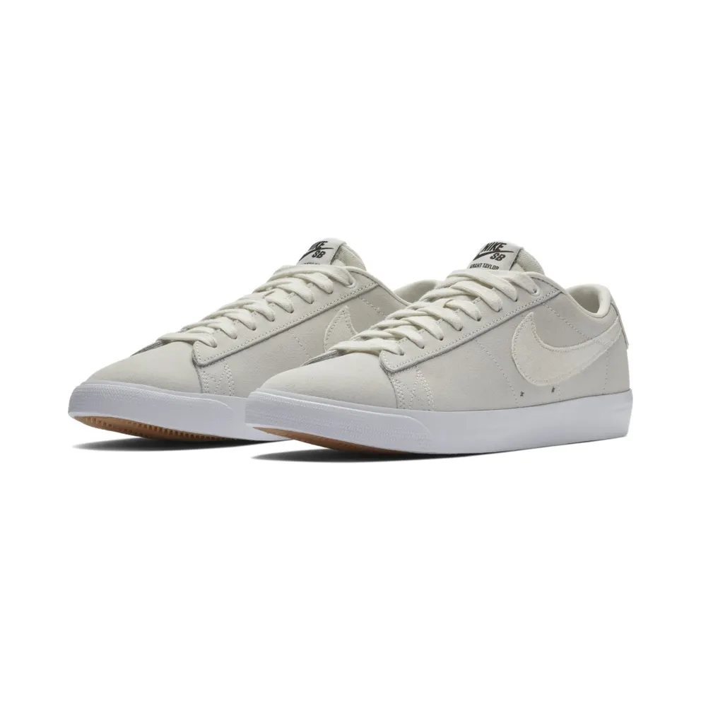 Nike SB Blazer Low GT Summit White Summit White/Obsidian-Gum Yellow-Summit White (704939-100)