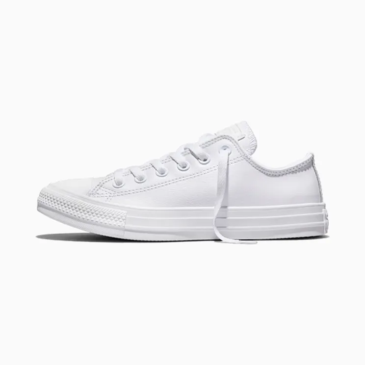 converse-chuck-taylor-all-star 136823C