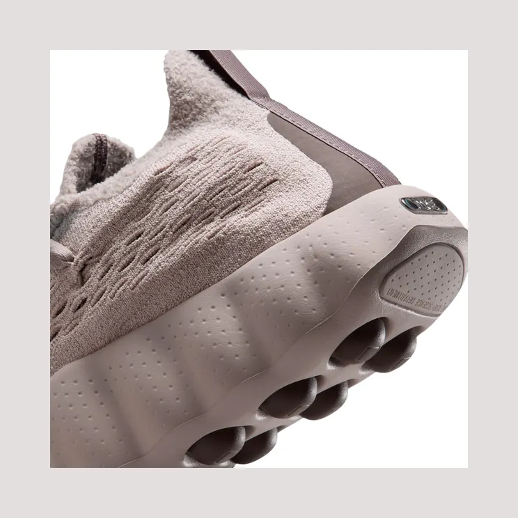 nike-mind-002 IR2176-101