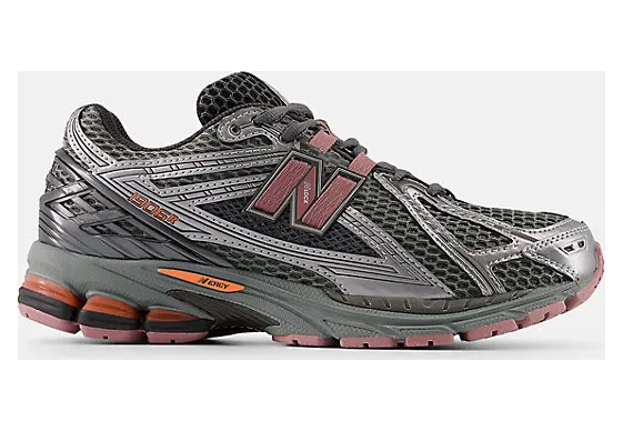 New Balance 1906 “Dark Silver Metallic / Rosewood” (U190629R)