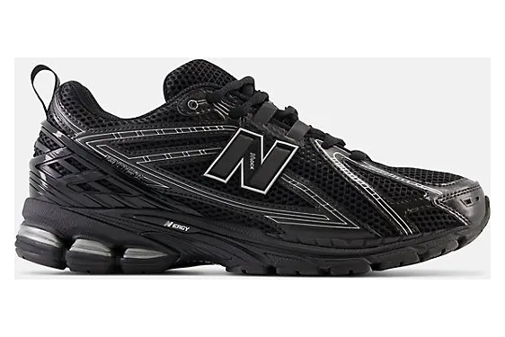 New Balance 1906R Black Silver (M1906RCH)