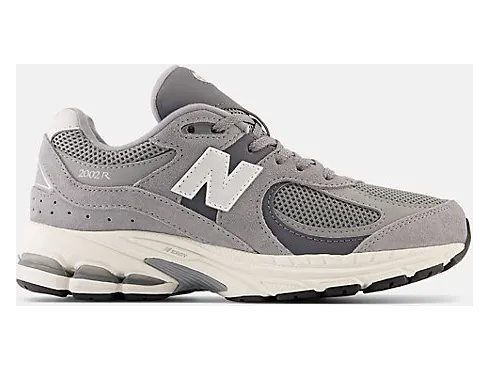 New Balance 2002 GS “Steel Lead” (GC2002ST)