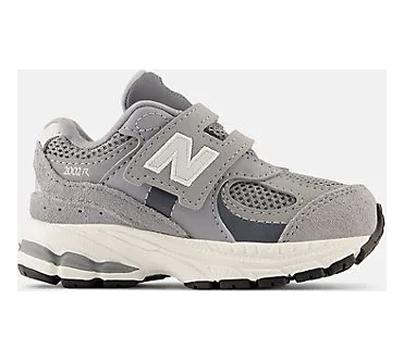 NEW BALANCE 2002 HOOK & LOOP “STEEL / LEAD” (IV2002ST)