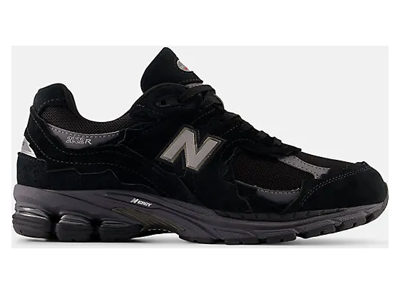 New Balance 2002R Gore-Tex “Protection Pack – Black” (U20023MB)