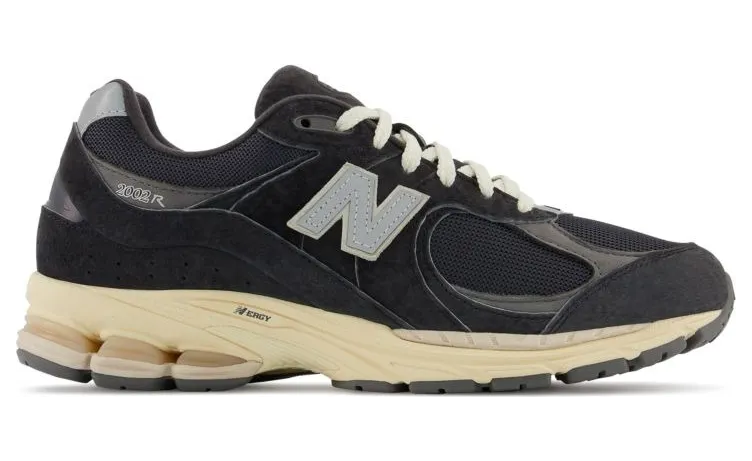 New Balance 2002R Phantom (M2002RHO)