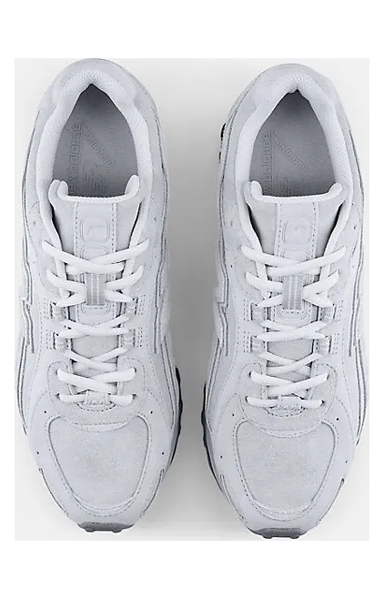 New Balance 204L “Natural”: Unauffälligkeit als Verkaufsstrategie (3)