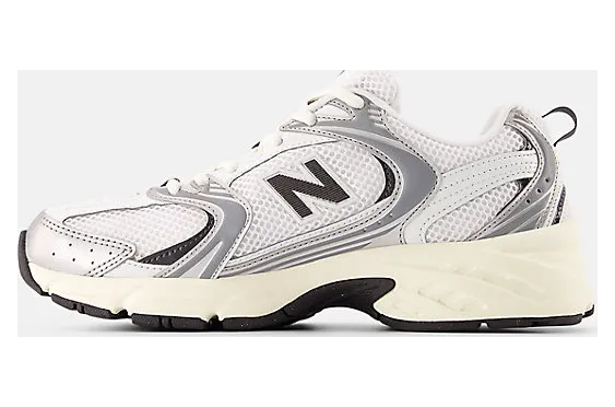 New Balance 530 “Silver Metallic”: der Standard, den alle tragen (2)