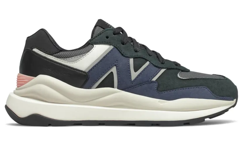 New Balance 57/40 Black Navy (W)