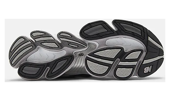 New Balance Abzorb 2000 “Silver Metallic-Faded Black”: Retro-Tech (5)