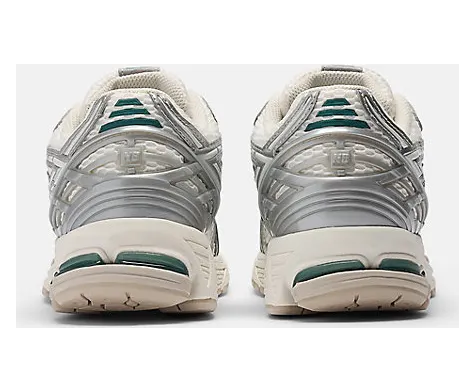 New Balance 1906 “Silver Metallic”: der Y2K-Sweet-Spot (6)