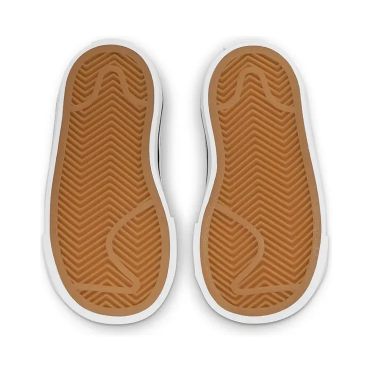 nikecourt DA5382-002