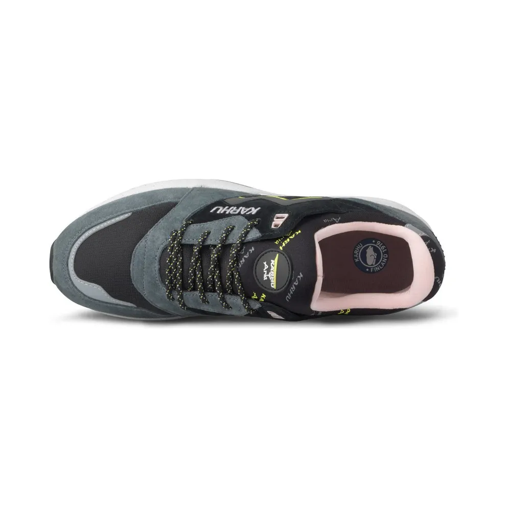 Karhu Aria Turbulance / Jet Black (F803065)