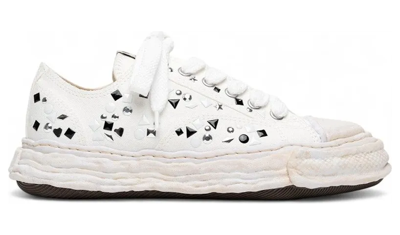 Maison Mihara Yasuhiro Peterson 23 OG Sole Embellished Canvas Low White (A16FW724-WHITE)