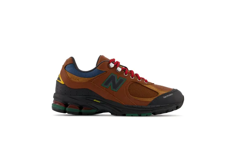 New Balance 2002R “The Hiker” (M2002RWM)