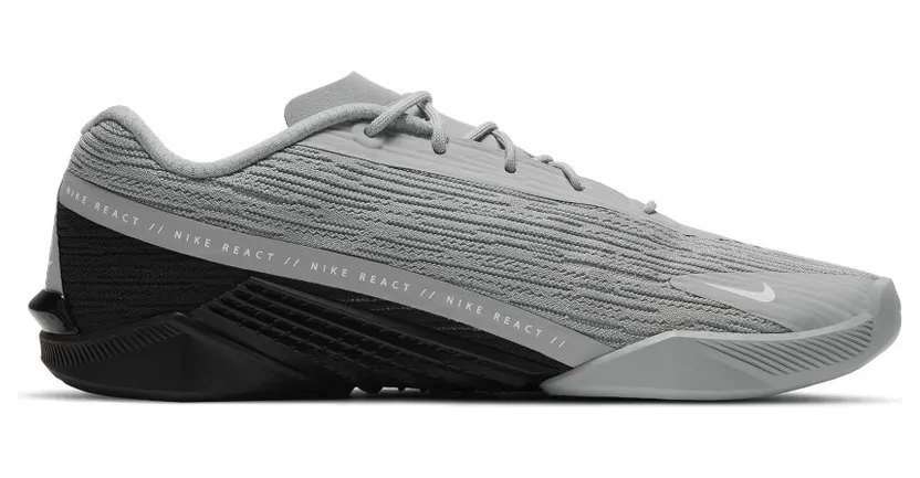 nike-metcon CT1243-001