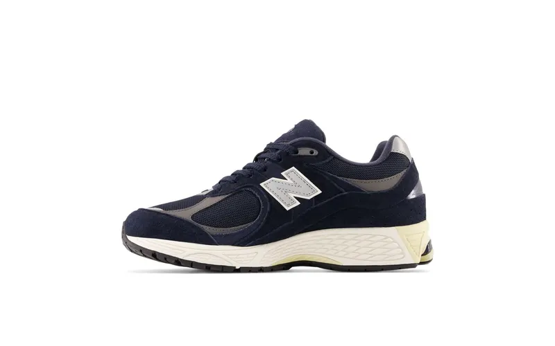 New Balance 2002R “Eclipse” (M2002RCA)