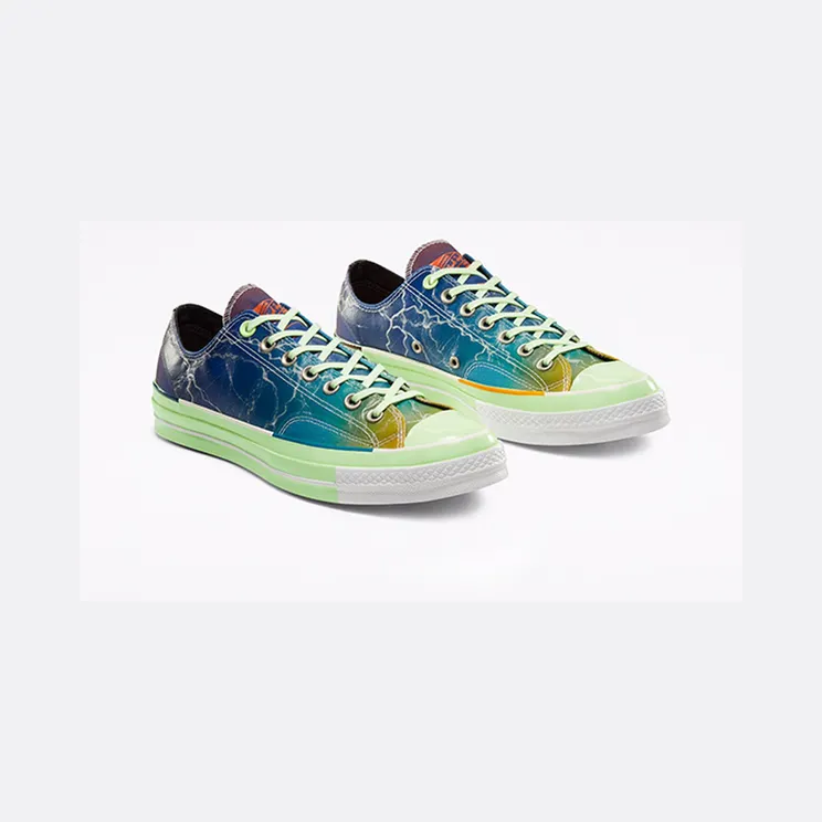 converse-chuck-taylor-all-star 165747C