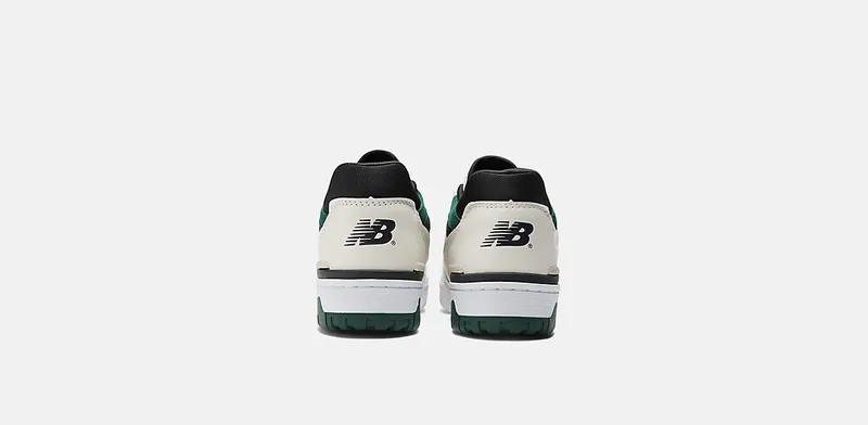 New Balance 550 “Sea Salt Pine Green” (BB550VTC)