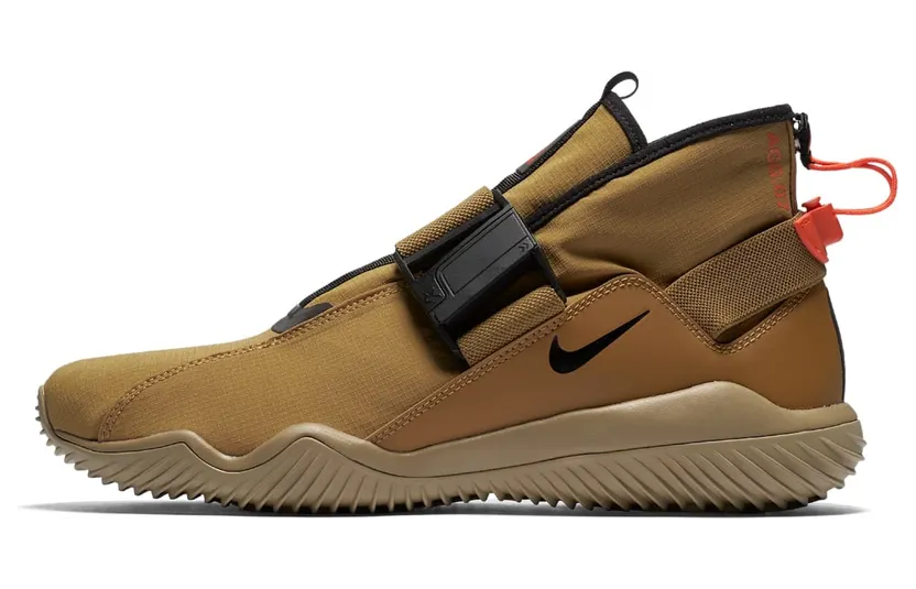 Nike ACG.07.KMTR Golden Beige (902776-201)