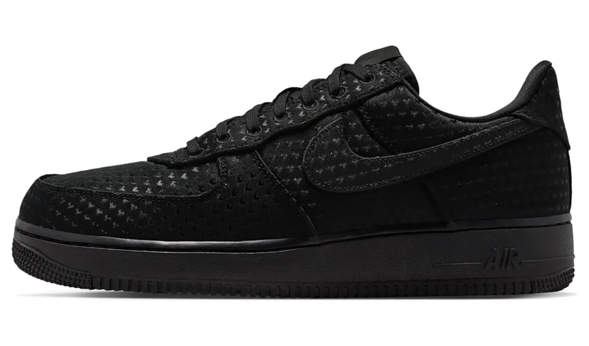 Nike Air Force 1 “Valentine’s Day – Triple Black (2026)” (IB6836-001)