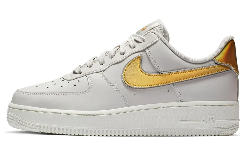 Nike Air Force 1 Low Metallic Platinum Metallic Gold (W)