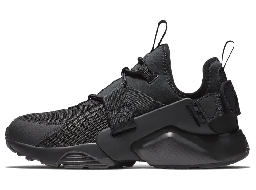 Nike Air Huarache City Low Triple Black (W)