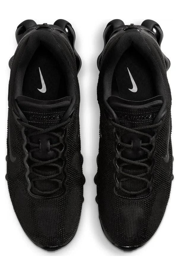 Nike Air Liquid Max “Triple Black”: dieselbe Haut, aber nachts (4)