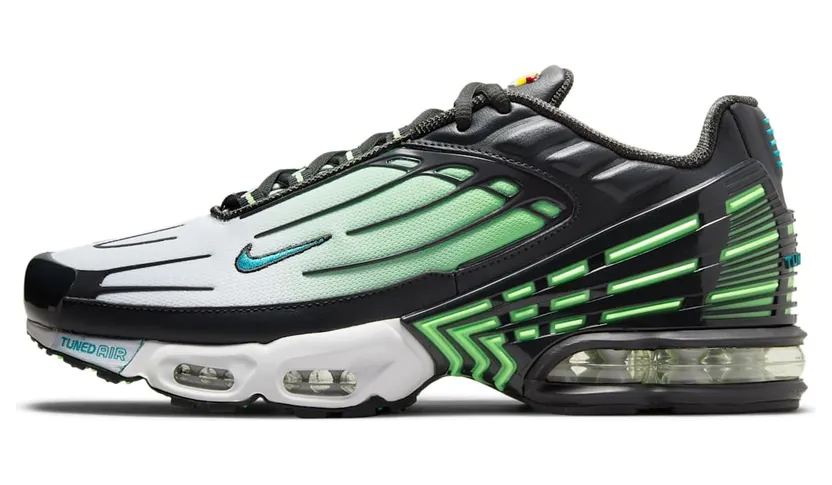 Nike Air Max Plus 3 Schwarz (DM2835-001)