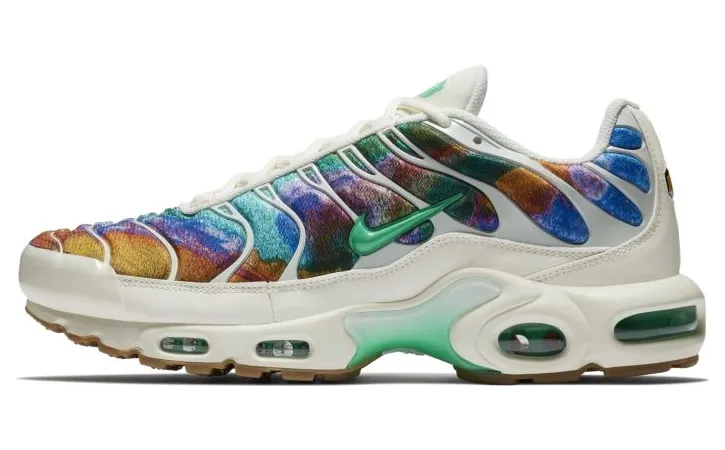 Nike Air Max Plus Alternate Galaxy (AR1949-100)