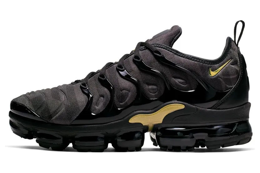 Nike Air VaporMax Plus Black Anthracite Metallic Gold (CQ4612-001)