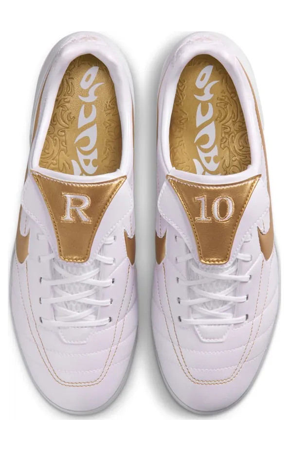 Nike Cryoshot Tiempo Legend “Ronaldinho”: goldenes Gefühl, hoher Preis (4)