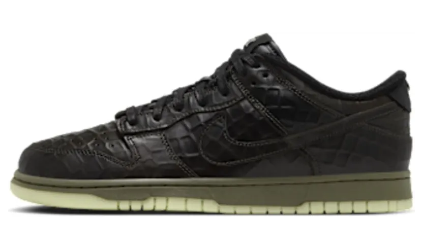 Nike Dunk Low – Halloween – “Bog Green / Black / Luminous Green” (IX5169-300)