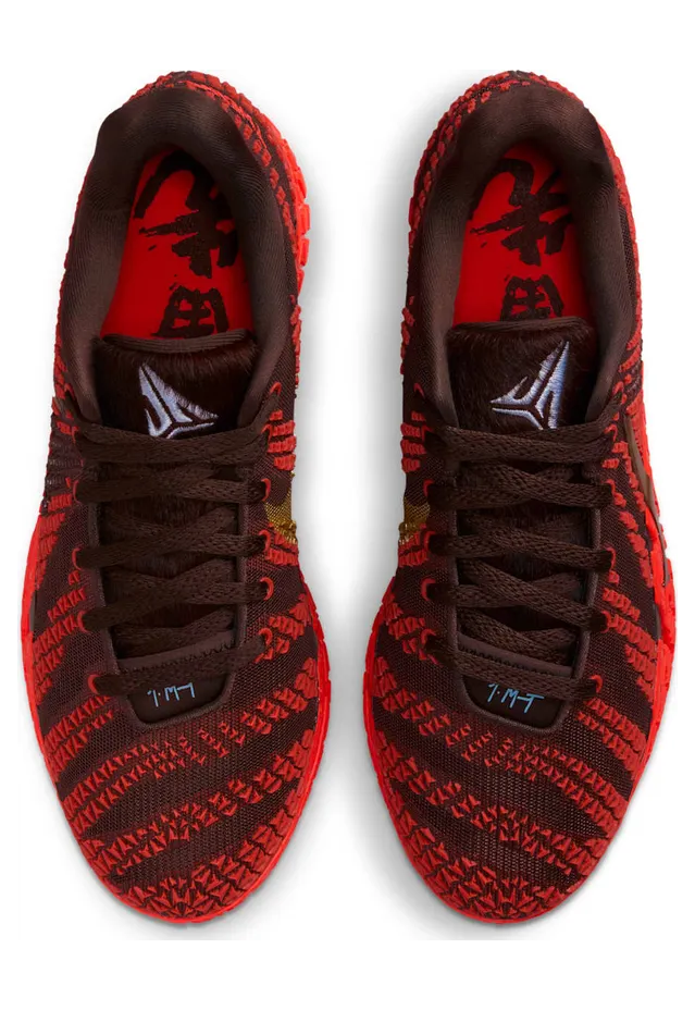 Nike Ja 3 “Year of the Horse”: als hätte Kaijū ihn selbst gezeichnet (4)