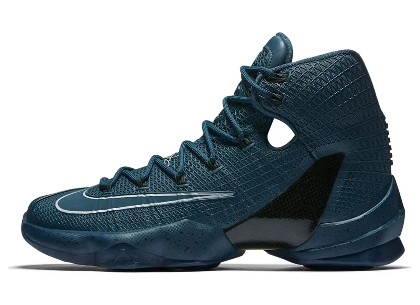 Nike LeBron 13 Elite Limited ‘Built for Battle’ Squadron Blue/Squadron Blue-Metallic Silver (864942-440)