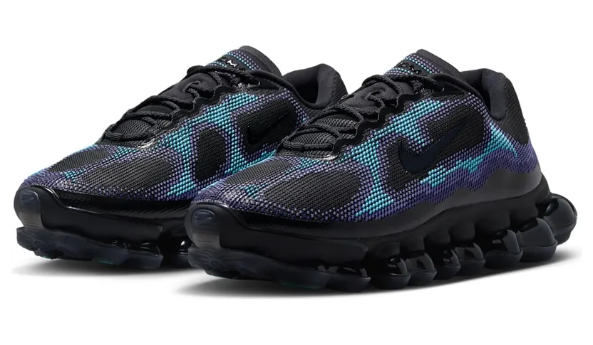 Nike Air Liquid Max “Radiant Blue”: blaues Licht über schwarzem Mesh (5)