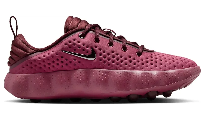 Nike Mind 002 “Pink Smoke”: Nikes seltsamstes Experiment in Zartrosa (3)