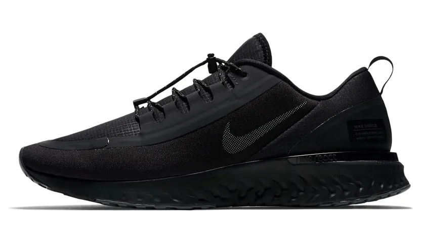 Nike Odyssey React Shield Triple Black (AA1634-001)