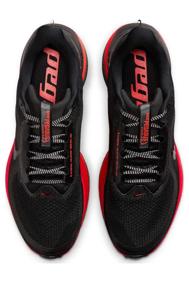 Nike Pegasus Premium “Bred”: Red Bottoms für Läufer (4)
