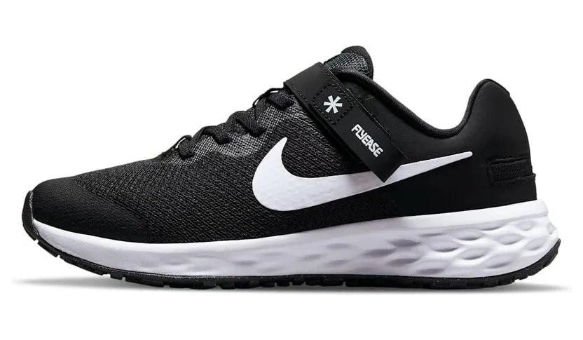 Nike Revolution 6 FlyEase Straßenlaufschuh für einfaches An- und Ausziehen für ältere Schwarz (DD1113-003)