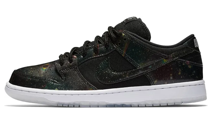 Nike SB Dunk Low 420 Intergalactic (883232-001)