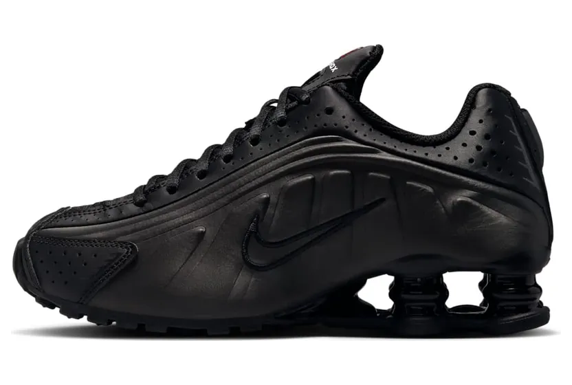 Nike Shox R4 “Blackout” (CW2626-003)